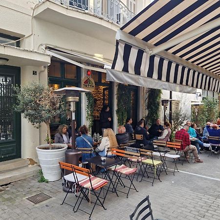 Monastiraki-Psiri, Old Town, 3-Bdr Apt, Sleep 6-10P, Spacious Court Yard Aten Exteriör bild
